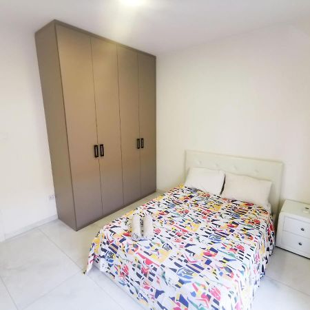 The White Pearl Apartment Larnaca Luaran gambar